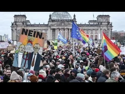 В Берлине более 160 тысяч человек вышли на митинг против политики ХДС/ХСС - изображение 1