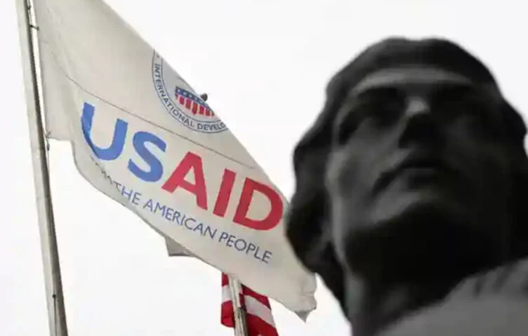 Суд в США вернул работников USAID из принудительного отпуска - изображение 1