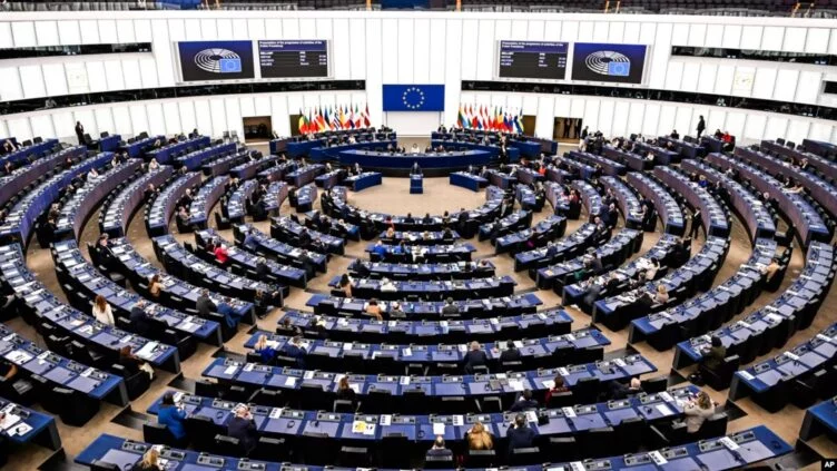 Европарламент принял резолюцию с призывом к санкциям против Грузии - изображение 1