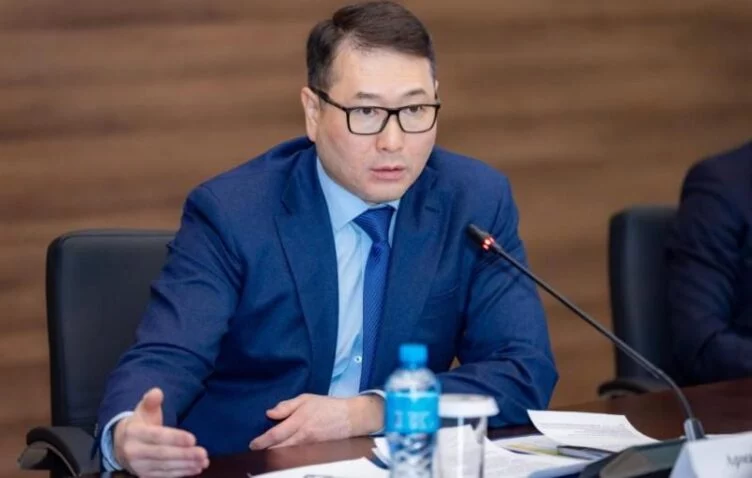 «Баян Сұлу» вместо Snickers: Шаккалиев предложил казахстанцам выбирать отечественные сладости - изображение 1