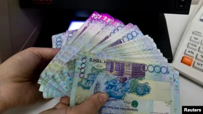 Казахстанский депутат предложил печатать больше денег. В Нацбанке отвергли это предложение - изображение 1