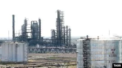 Изображение 1 для Доли в двух казахстанских нефтеперерабатывающих заводах могут быть переданы России - «КазМунайГаз»