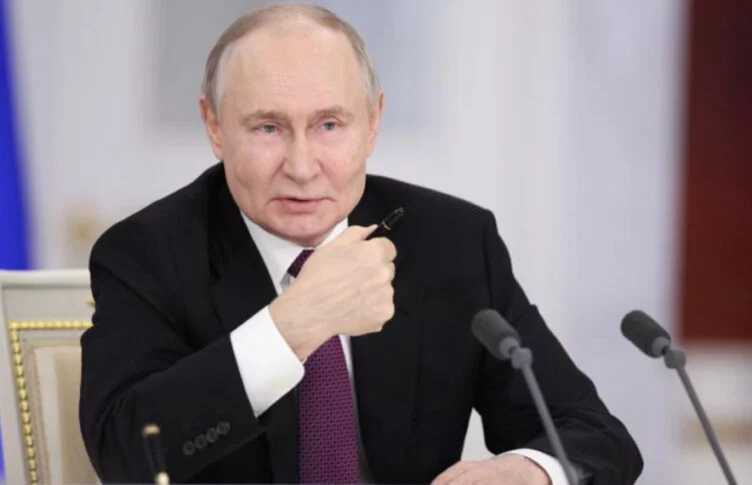 Путин: РФ согласна с предложениями прекратить боевые действия, но с условиями - изображение 1