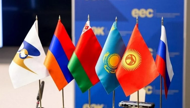 Казахстан оказался не в состоянии сам снизить пошлины на товары для личного пользования - изображение 1