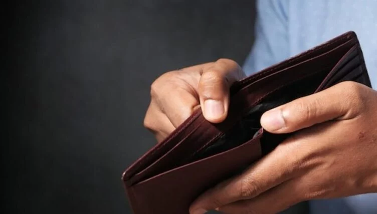 Втридорога платили казахстанцы за сотни услуг - изображение 1