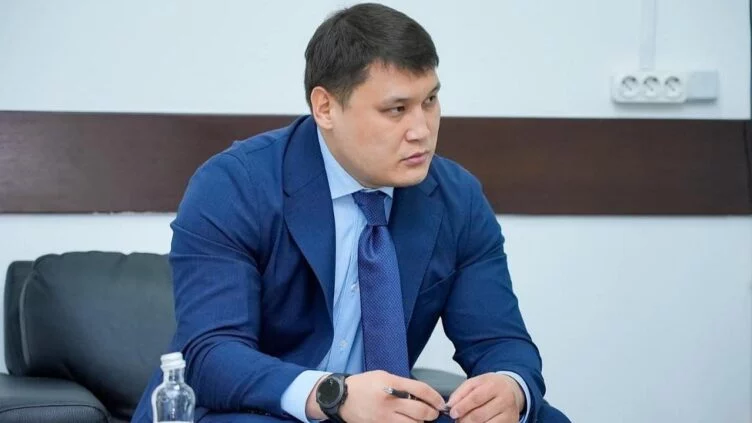 Изображение 1 для В замакима Шымкента Руслана Берденова стреляли