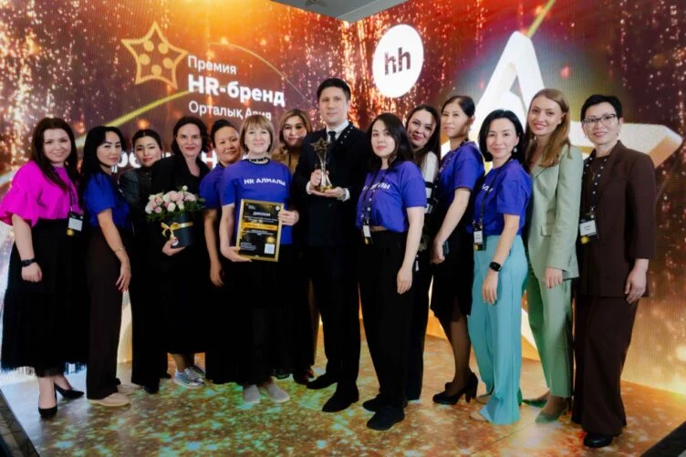 Изображение 1 для Лучшие HR-проекты 2024 года: итоги премии HR-бренд Центральная Азия