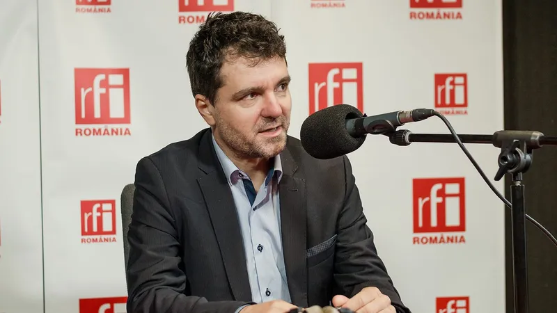 Мэр Бухареста победил на выборах президента Румынии - изображение 1