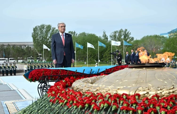 Токаев поздравил казахстанцев с 80-летием Великой Победы - изображение 1