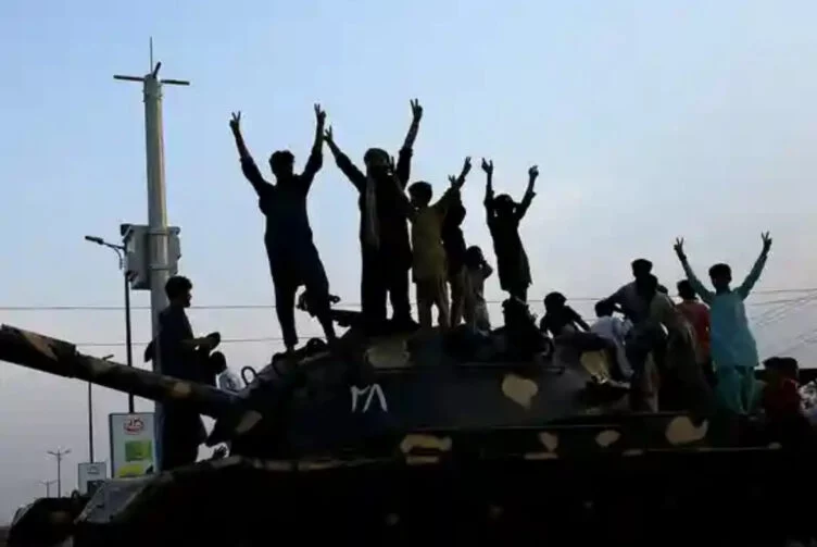 Изображение 1 для Индия и Пакистан обвинили друг друга в нарушении перемирия