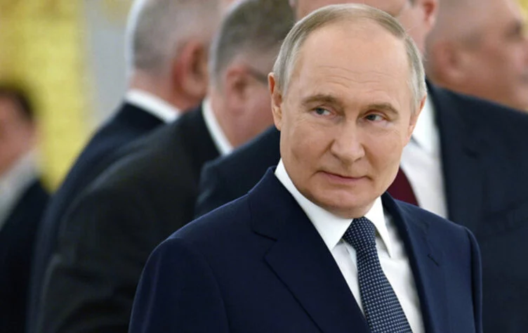 Стармер: Путин должен заплатить за отказ от мира - изображение 1