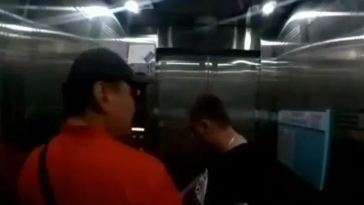 Изображение 1 для Сажать за порчу лифтов и готовить школы к полноценному режиму поручил Токаев