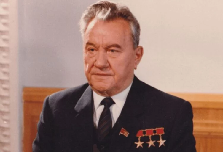 Изображение 1 для Школам Нур-Султана присвоят имена Кунаева и других известных личностей