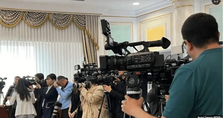 В КЗЖ обеспокоены новыми правилами аккредитации представителей прессы в Казахстане - изображение 1