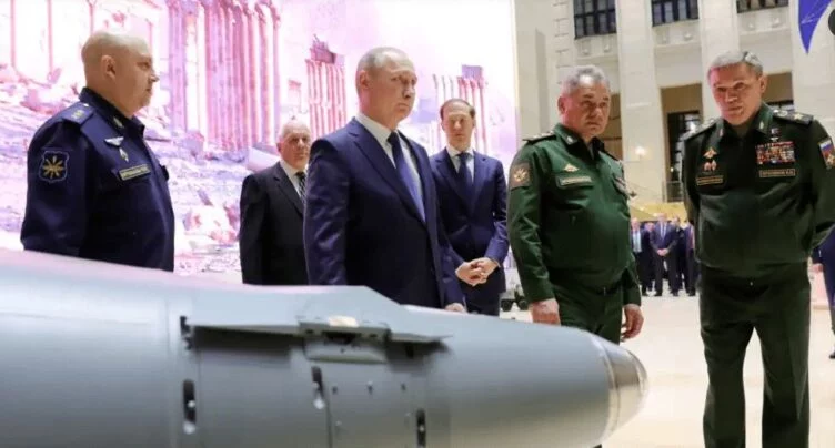 В 2025 году Россия увеличит военные расходы на 27% - изображение 1