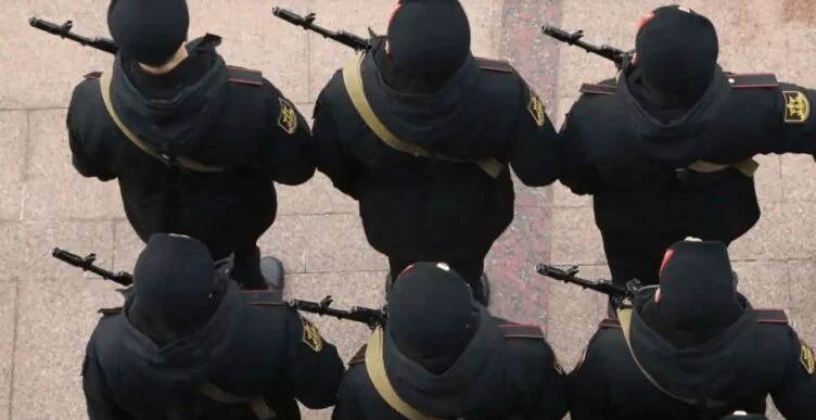 Москва дала гражданство 3344 иностранцам за участие во вторжении в Украину - изображение 1