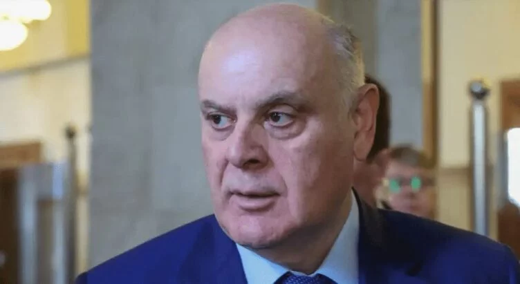 Абхазский лидер Аслан Бжания подал в отставку - изображение 1