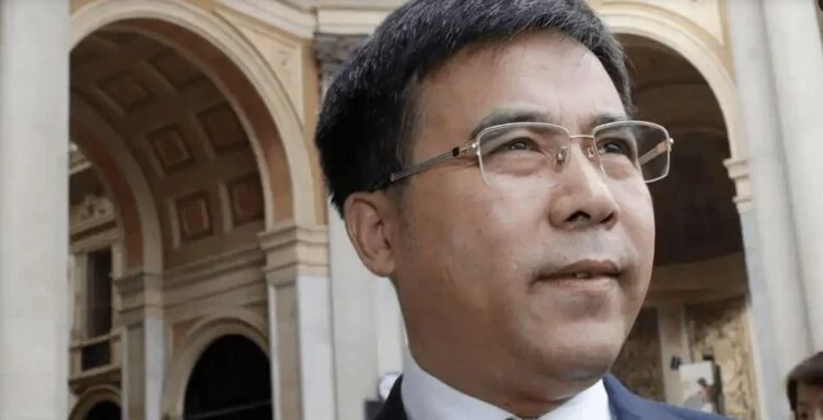 Бывший глава одного из крупнейших в мире банков приговорён к смертной казни в Китае - изображение 1