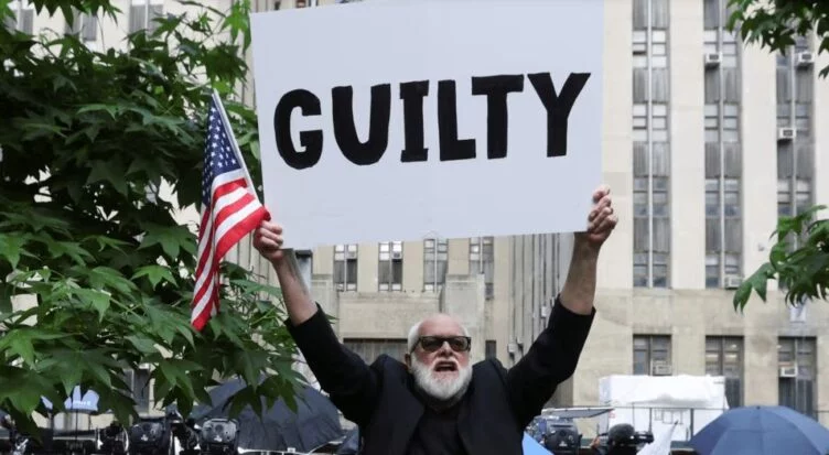 Судья не отменил вердикт о виновности Трампа по делу в Нью-Йорке - изображение 1