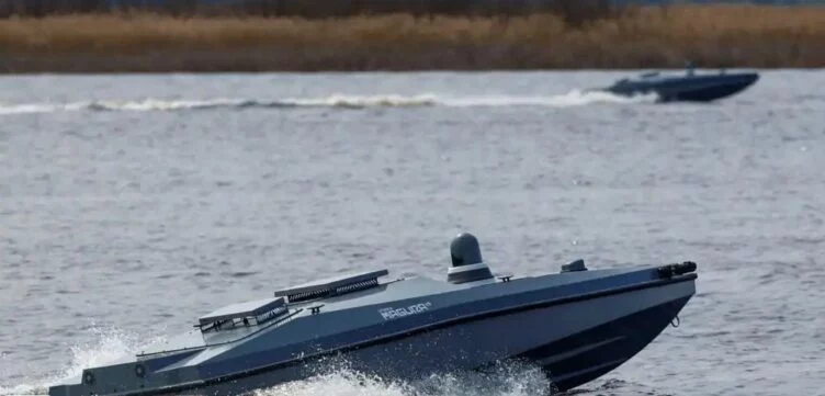 Украина заявляет, что впервые сбила российскую воздушную цель с помощью морского дрона - изображение 1