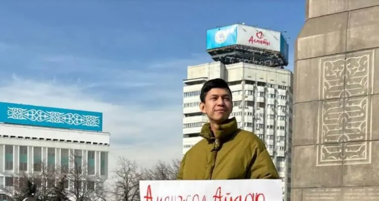 IPHR призывает Астану освободить автора сатирического паблика Темирлана Енсебека - изображение 1