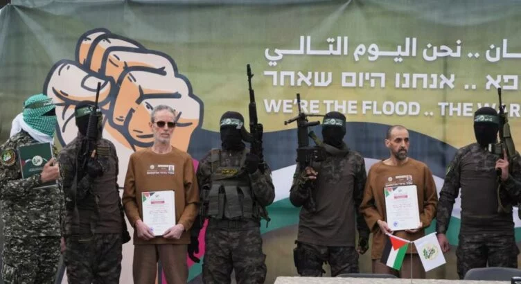 ХАМАС заявил, что в ближайшую субботу не освободит заложников - изображение 1