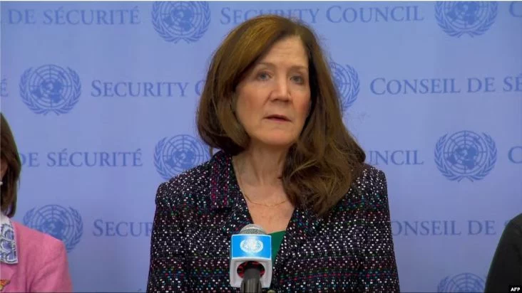 США: Россия обстрелами городов Украины ставит под угрозу переговоры - изображение 1