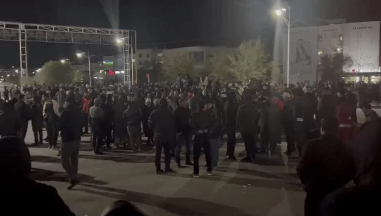 Эксперт назвал причины протестов в Жанаозене - изображение 1