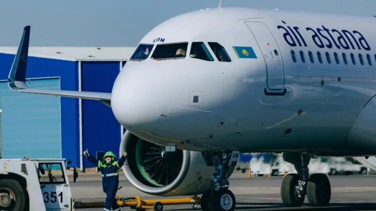 Air Astana начала выполнять новые прямые рейсы Атырау-Баку и Алматы-Франкфурт - изображение 1