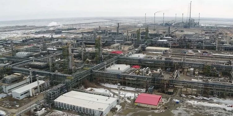 После взрыва на Тенгизе 4 тысячи сотрудников отправлены в отпуск - изображение 1