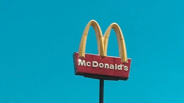 Рестораны McDonald’s временно закрылись в Казахстане - изображение 1