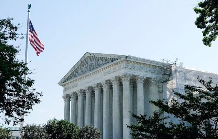 Верховный суд США разрешил ведомству Илона Маска иметь доступ к персональным данным миллионов граждан - изображение 1
