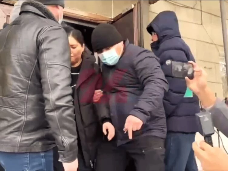 Kyrgyz police raid, search independent journalists’ homes - изображение 1