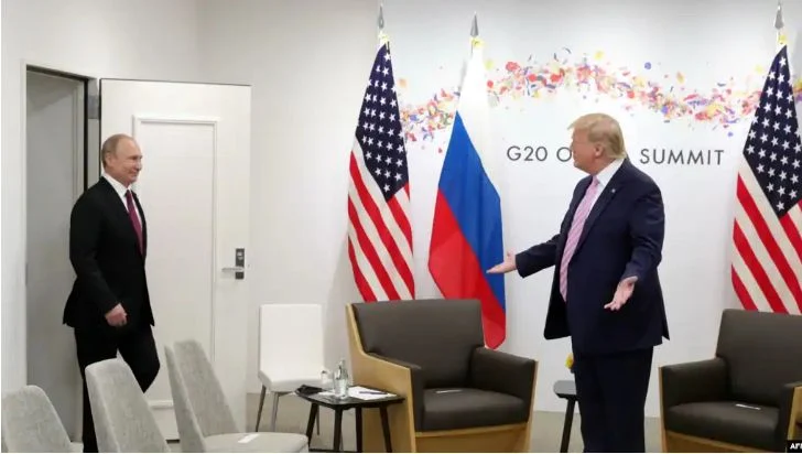 Трамп заявлял, что говорил с Путиным о «бомбёжке Москвы» - изображение 1