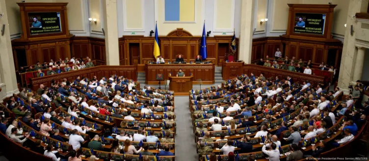 Рада приняла закон о возвращении независимости НАБУ и САП - изображение 1