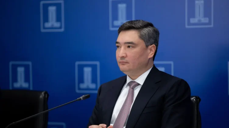 Глава правительства ответил на слухи о переходе на пост председателя КНБ - изображение 1