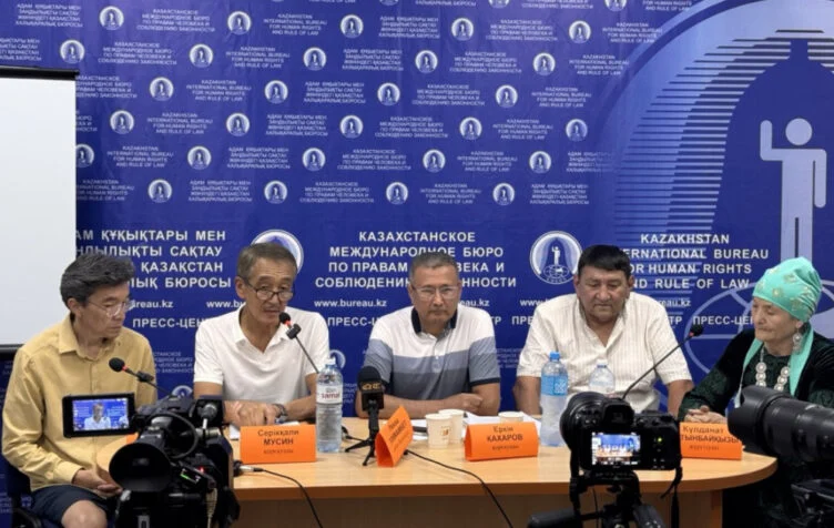 Адвокаты настаивают на закрытии дела против автора канала «Глазами истории» - изображение 1
