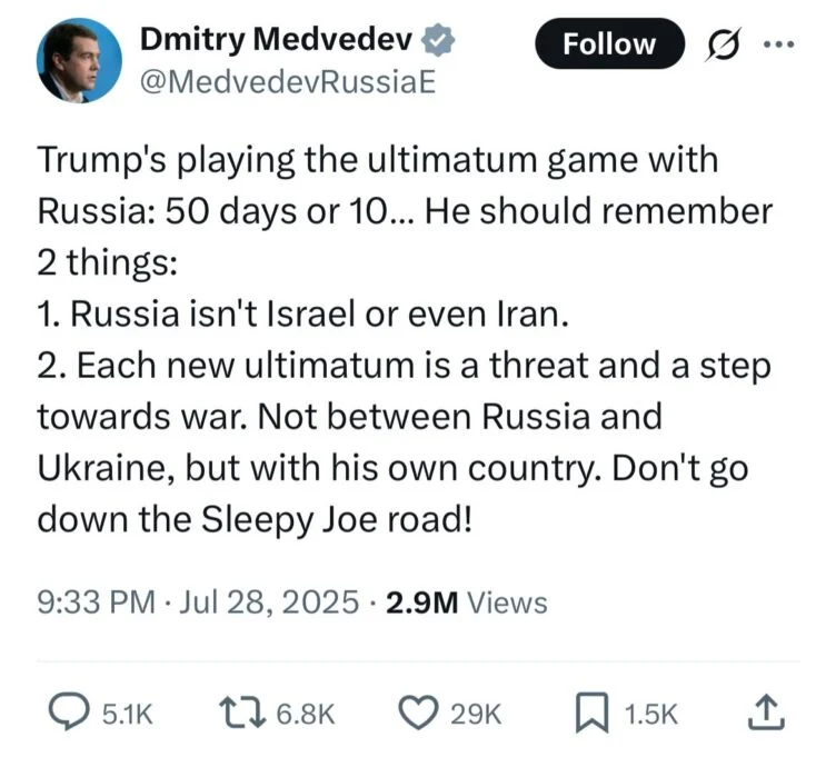 Изображение 2 для Трамп посоветовал Медведеву «следить за словами»