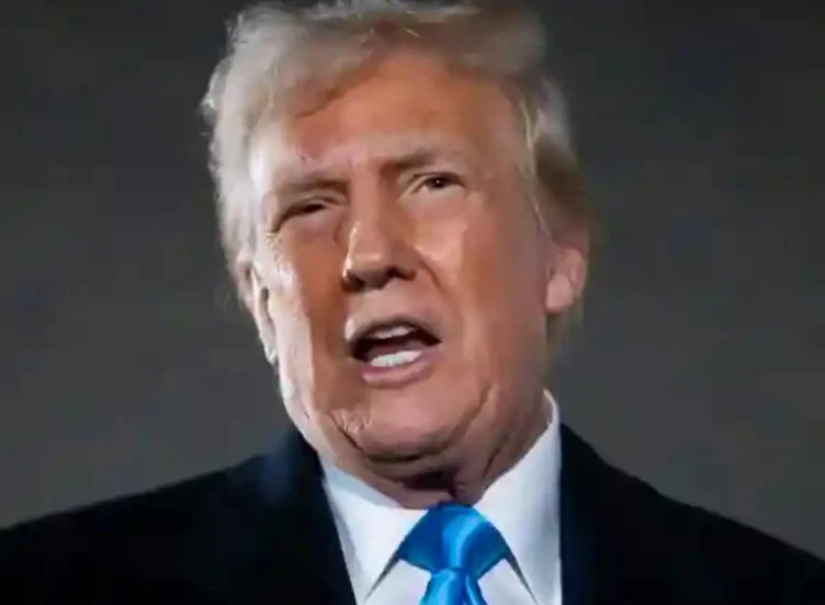 Трамп заявил, что Крым омывает океан и он «размером с Техас» - изображение 1