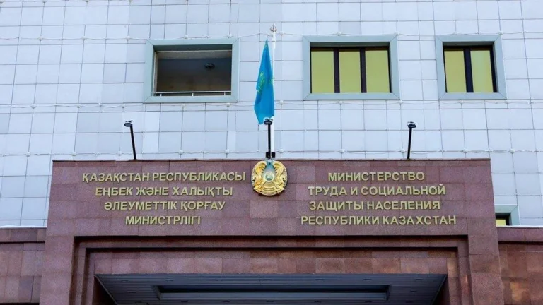 Минтруда отрицает нарушения прав граждан в поправках в Соцкодекс - изображение 1
