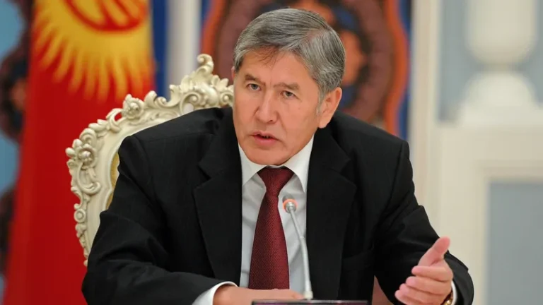 Семью экс-президента Кыргызстана принудительно выселили из дома - изображение 1