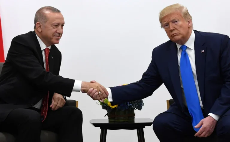 Трамп призвал Эрдогана прекратить покупать нефть и газ у РФ - изображение 1