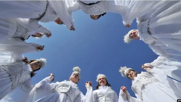 Казахстан стал самой счастливой страной Центральной Азии — отчёт World Happiness Report 2025 - изображение 1