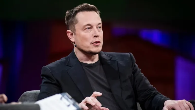 Forbes назвал самого богатого человека в мире - изображение 1