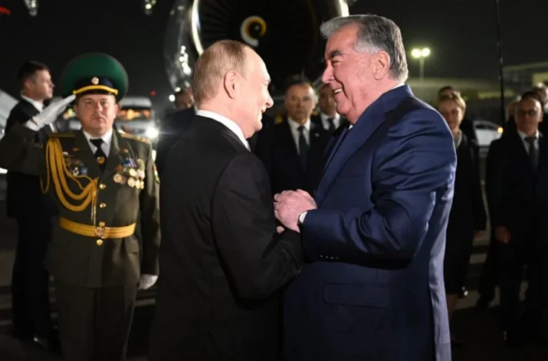 В ЕС раскритиковали Таджикистан за отказ исполнить ордер МУС на арест Путина - изображение 1