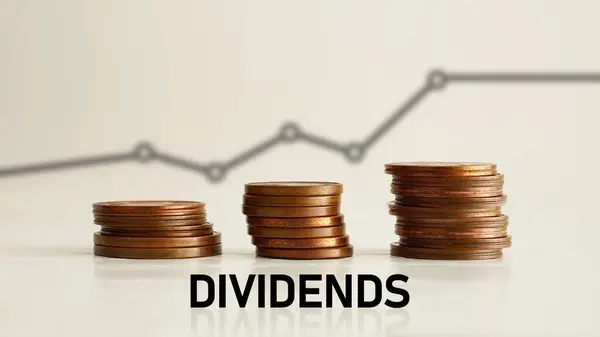 Средняя дивидендная доходность по рынку в текущем году увеличилась более чем в два раза — аналитики АФК - изображение 1