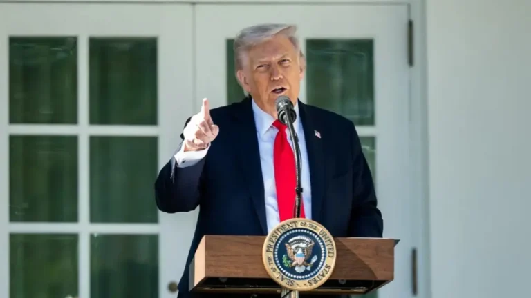 Трамп обиделся на рекламный ролик с Рейганом и повысил тарифы для Канады - изображение 1