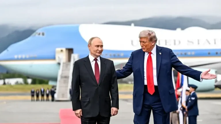 Белый дом не планирует ближайшую встречу Трампа и Путина - изображение 1