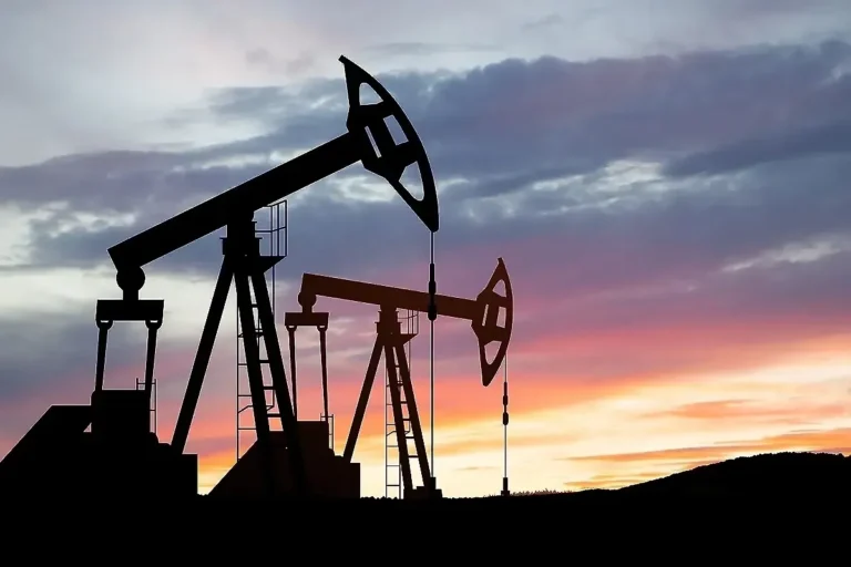 Страны ОПЕК+ приостановят рост нефтедобычи в первом квартале 2026 года - изображение 1