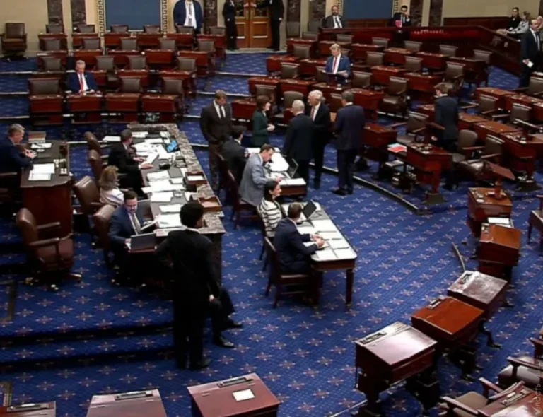 Cенат США принял законопроект, который прекратит шатдаун - изображение 1